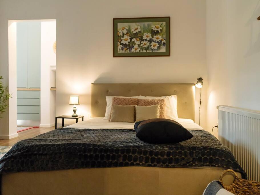 Cozy Studio Next To House Of Parliament Bucureşti Exterior foto